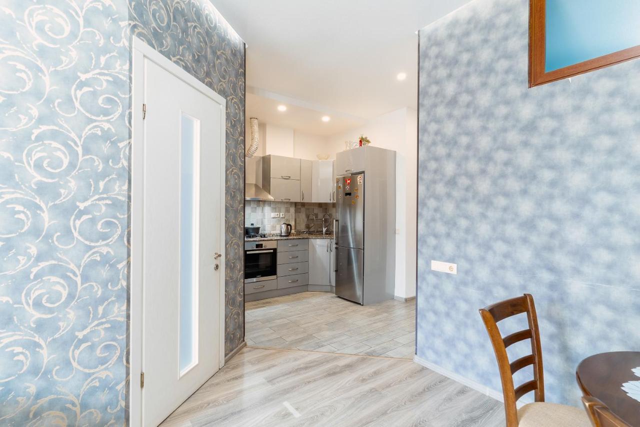 Nice Batumi Apartment エクステリア 写真