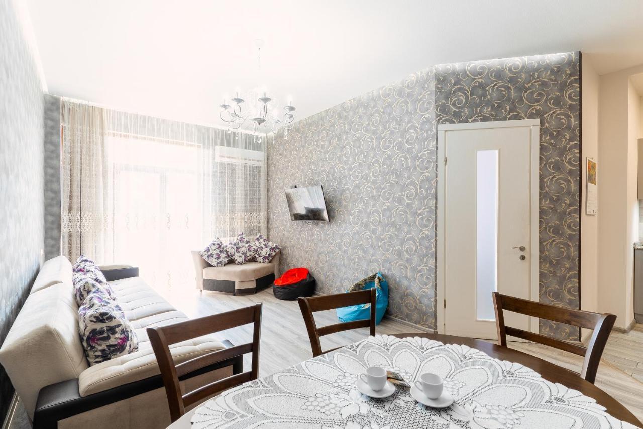Nice Batumi Apartment エクステリア 写真